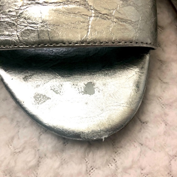 Michael Kors Shiloh Open Toe Silver Sandals - Picture 8 of 11